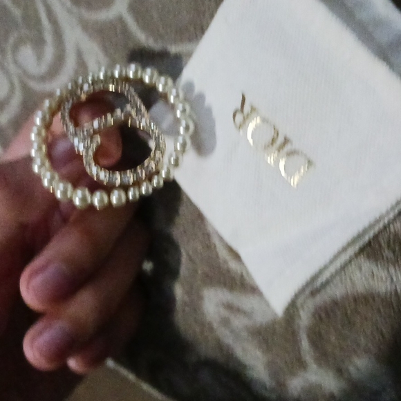 Pearl brooch (DIOR) - Picture 3 of 5